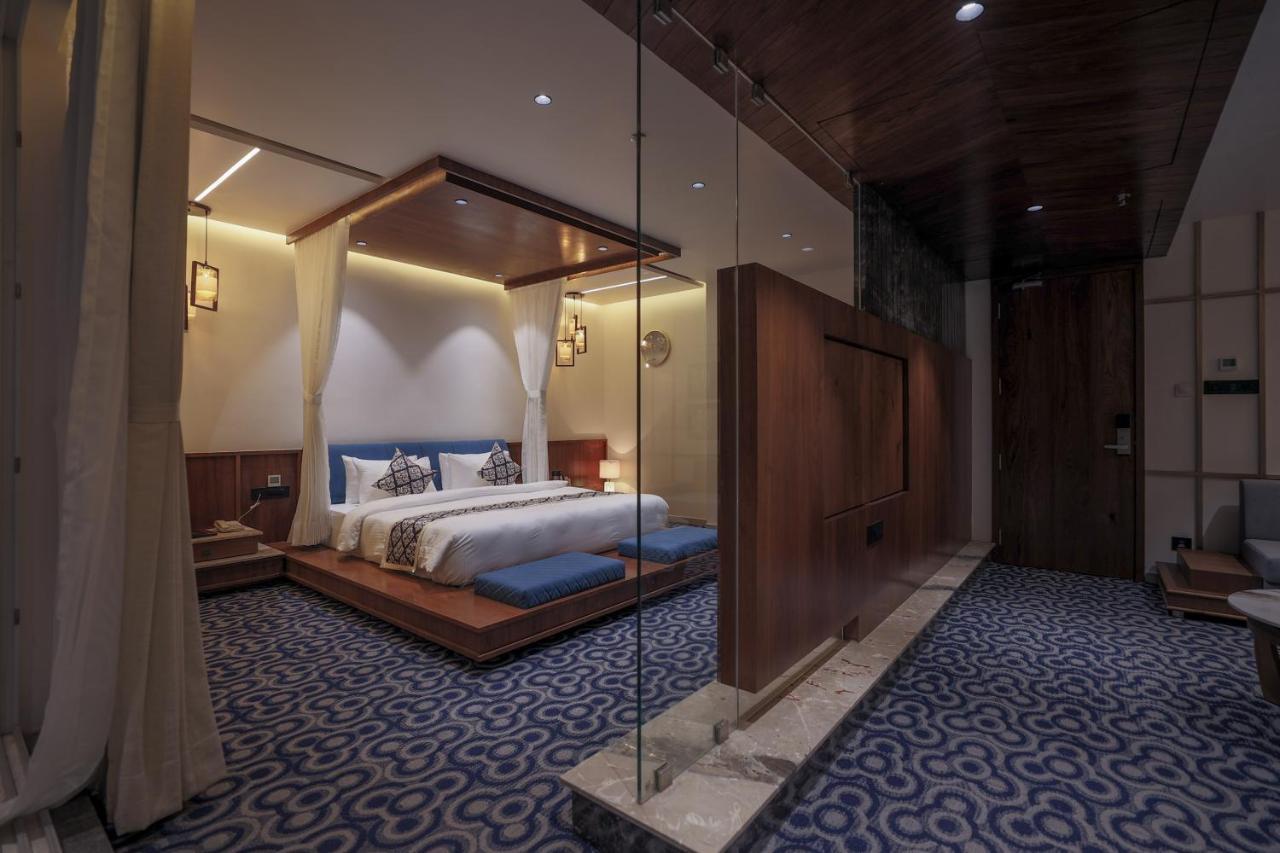 Hotel Aditya Mansingh Inn Somnāth Exteriör bild